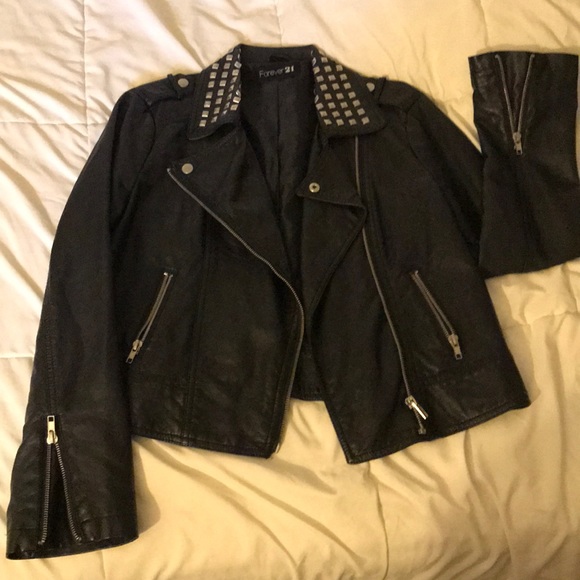 Jacket - Picture 2 of 3